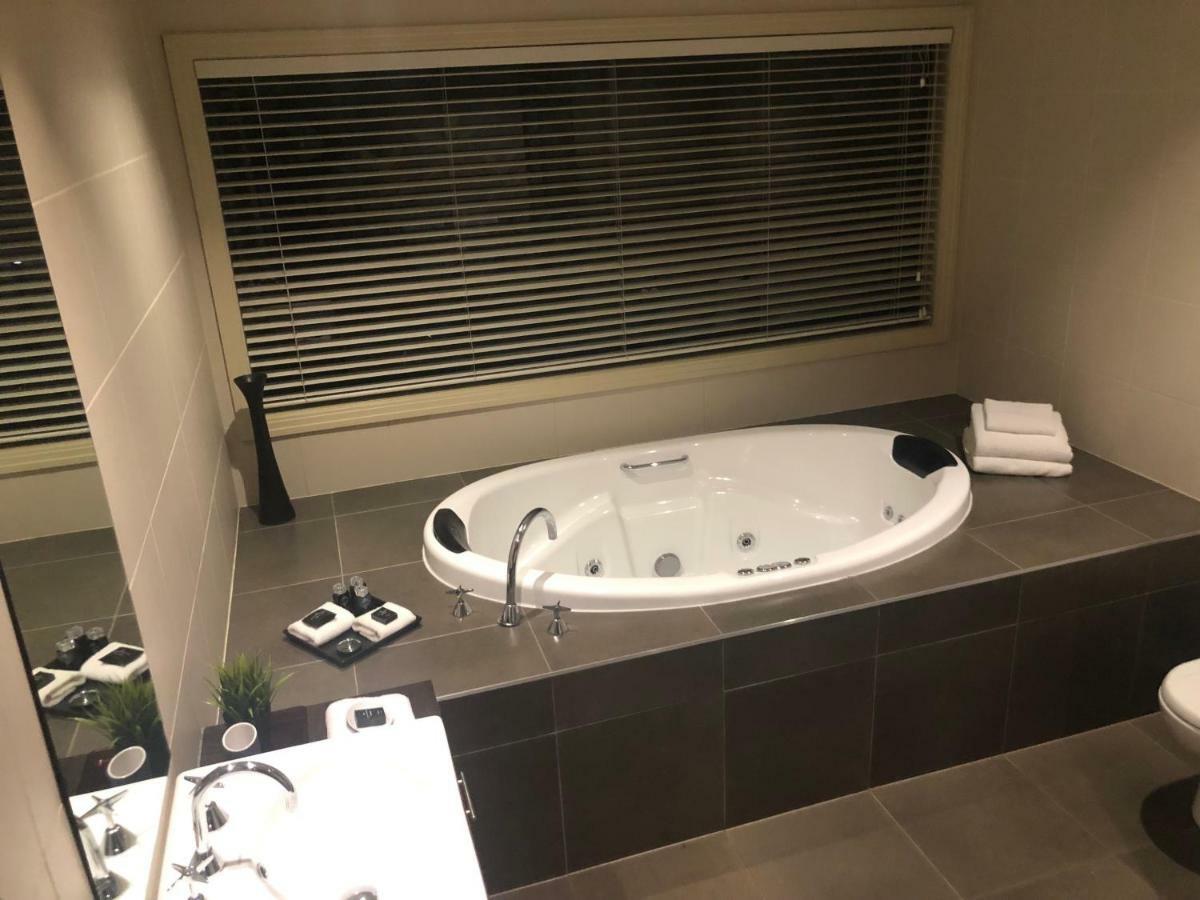 Lochiel Luxury Accommodation Olinda Exterior foto